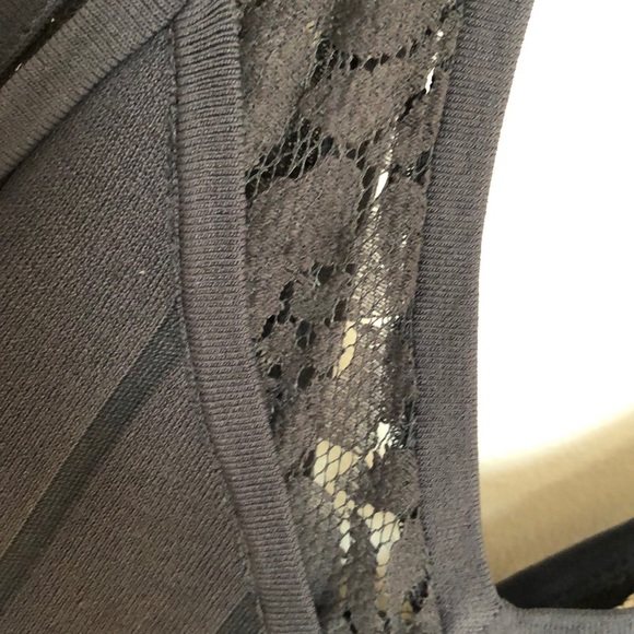 Slate sleeveless bandage dress with lace - Picture 3 of 8